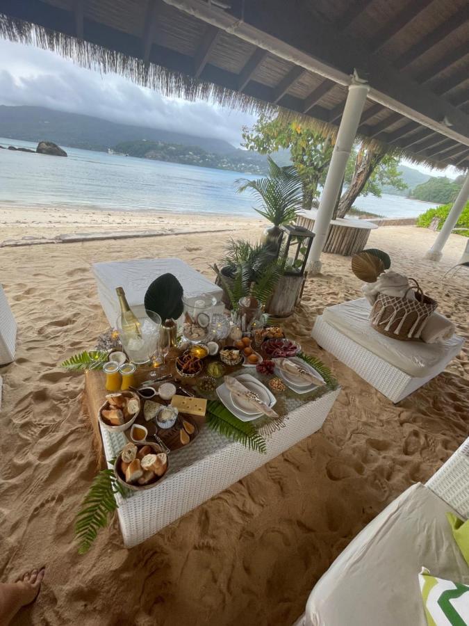 Pineapple Beach Villas Baie Lazare  Ngoại thất bức ảnh