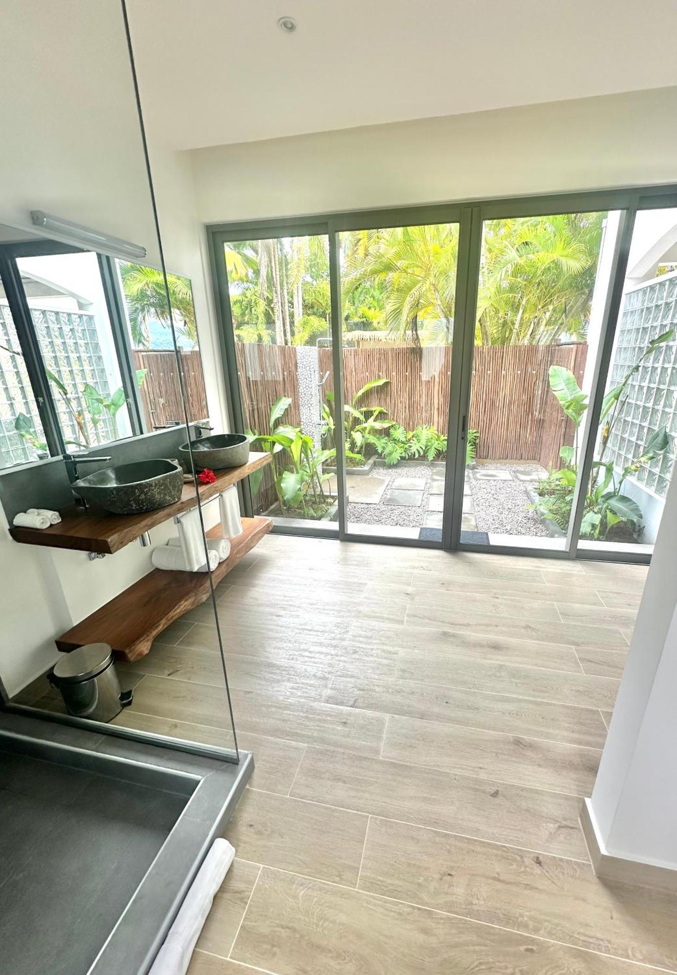 Pineapple Beach Villas Baie Lazare  Ngoại thất bức ảnh