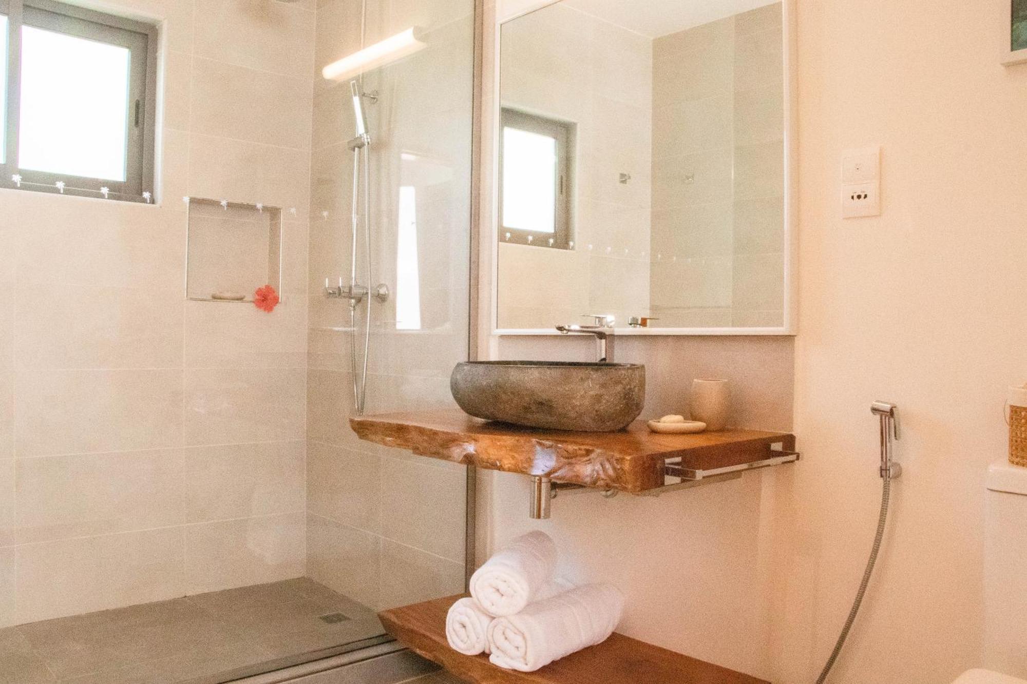 Pineapple Beach Villas Baie Lazare  Ngoại thất bức ảnh